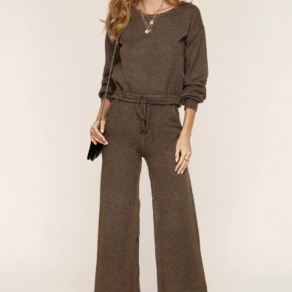 Heartloom Evie Set - Picture 1 of 4